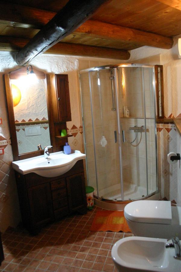 Casa Del Vasaio Apartment เทนโน ภายนอก รูปภาพ
